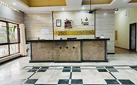 Hotel Surya